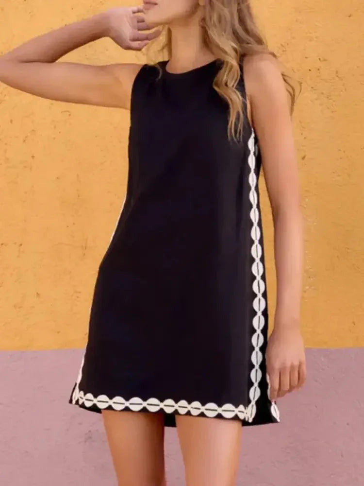 Sleeveless Geometric Print Mini Dress - Update AvenueCasual DressesTrendsi100100366021914100100366021914Sleeveless Geometric Print Mini DressBlack