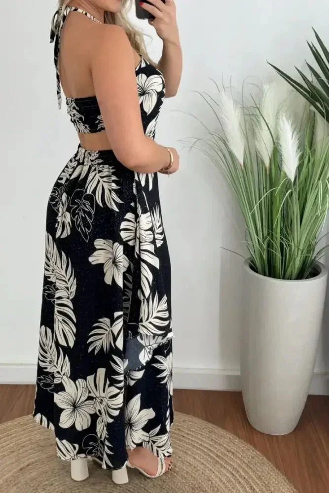 Smocked Printed Halter Neck Dress - Update AvenueVacation StyleTrendsi1001008792910371001008792910376ac90c01 - 8461 - 43bc - 8bc4 - 9a0b1b2f0fc0 - MaxBlack