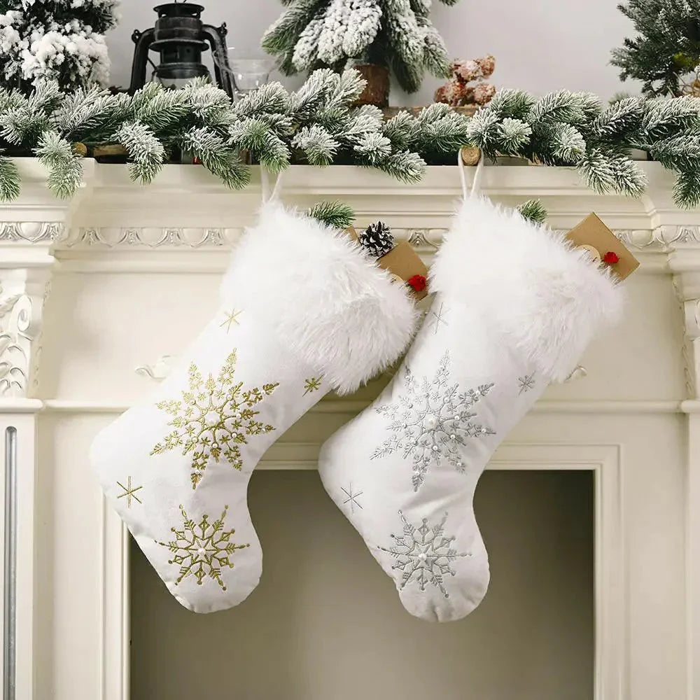 Snowflake Christmas Stocking - Update AvenueHome Decor AccentsTrendsi101400350568926101400350568926Snowflake Christmas StockingSilver