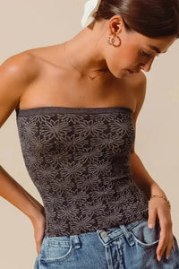 SO ME Jacquard Floral Two Tone Seamless Tube Top - Update AvenueTanks & CamisTrendsi100100898161488100100898161488854a46555a4040ea916d5413b07f27d2 - Max - Origin2TONE BLACK