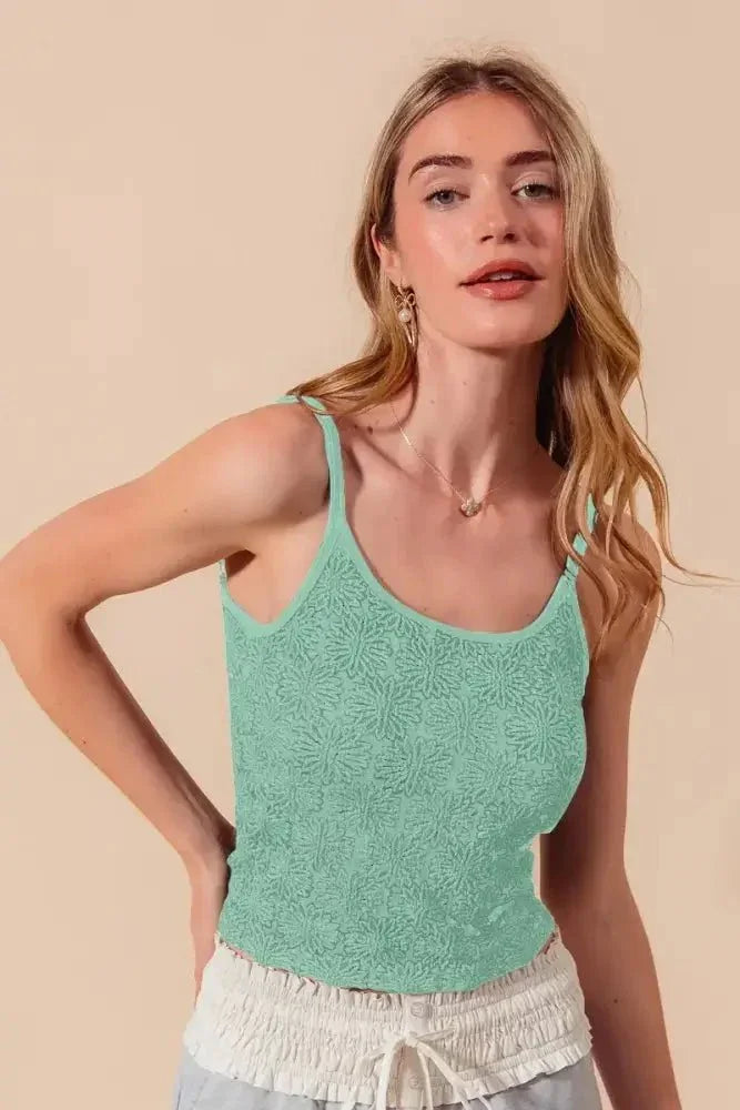 SO ME Two Tone Floral Seamless Tank Top - Update AvenueTanks & CamisTrendsi100100812031756100100812031756491fc05a7b7b4ab380b9835afba3a542 - Max - Origin2TONE JADE