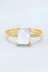 Square Moonstone Ring - Update AvenueRingTrendsi101300425978509101300425978509Square Moonstone RingGold