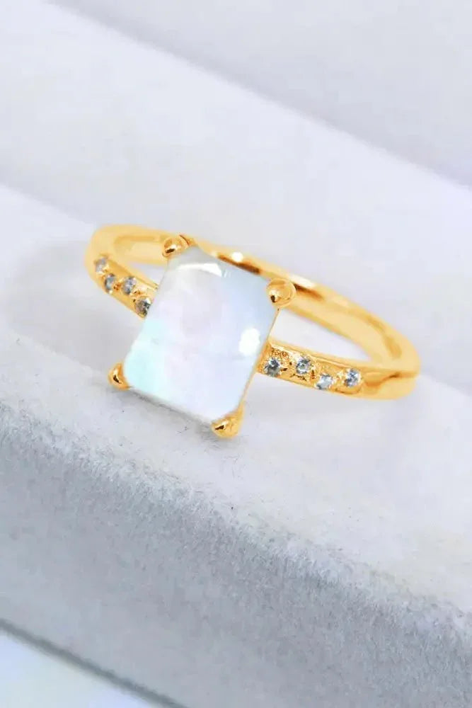 Square Moonstone Ring - Update AvenueRingTrendsi101300425978509101300425978509Square Moonstone RingGold