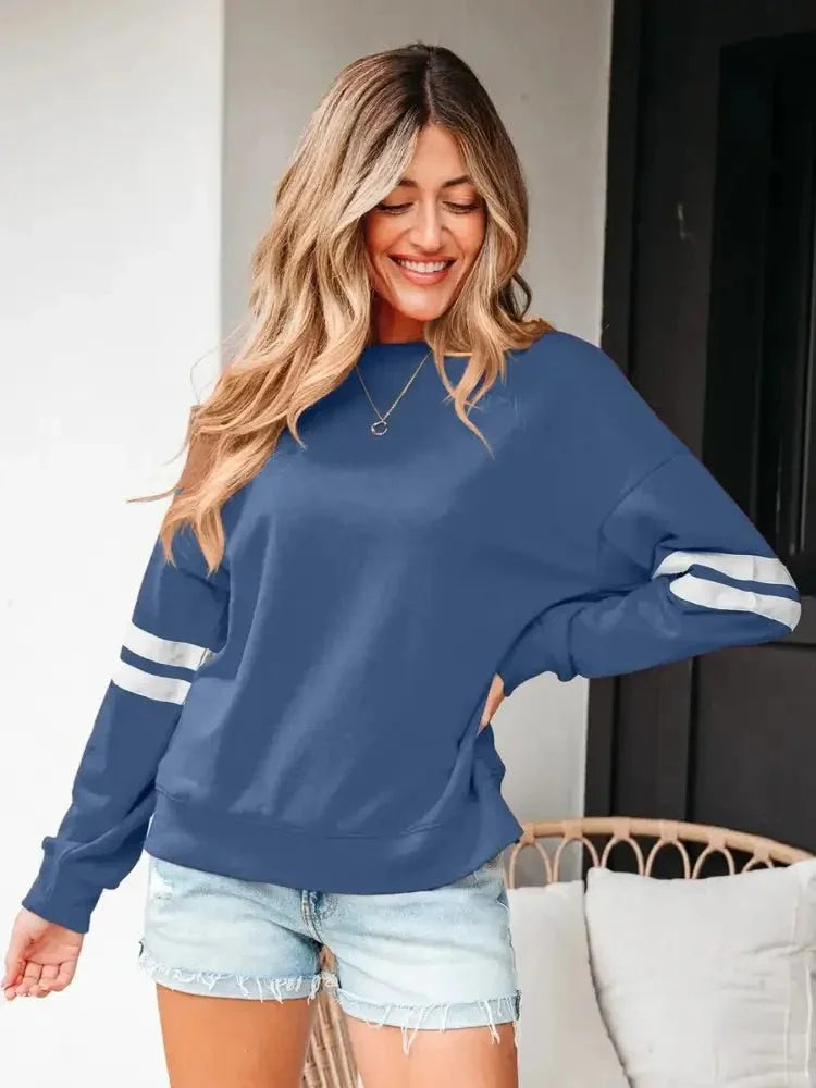 Stripe Round Neck Long Sleeve Sweatshirt - Update AvenueDaily EssentialsTrendsi100100293467155100100293467155b820a58f - 410e - 416f - b31b - 9e067c15a153 - Max - OriginBlue
