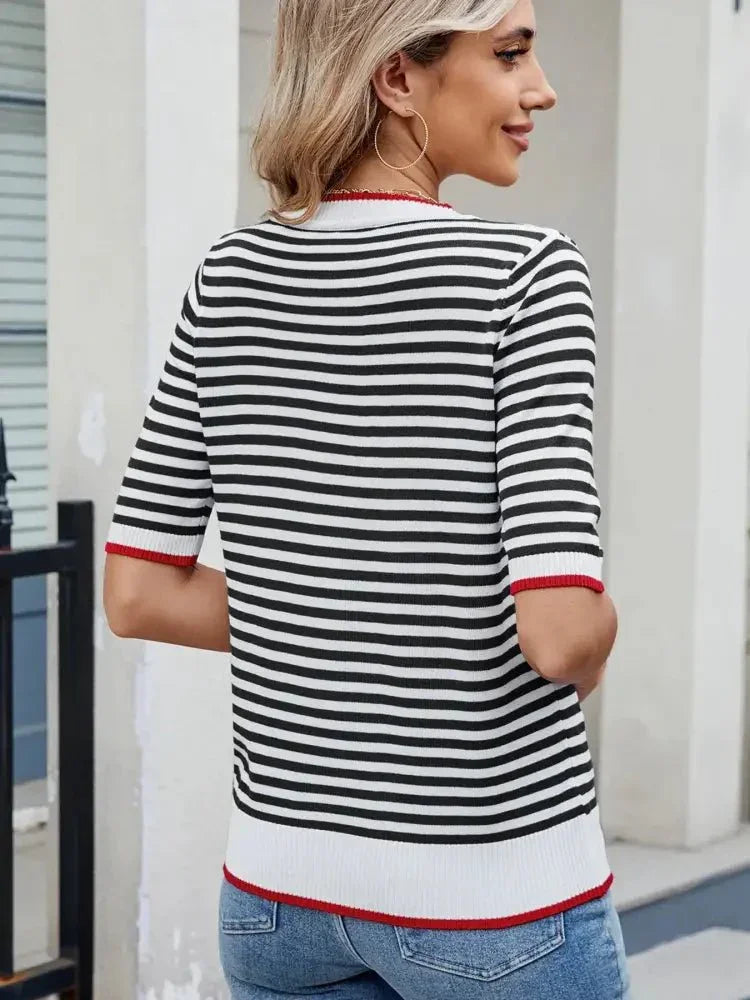 Striped Casual T-Shirt with Contrast Trim - Update AvenueT-ShirtsTrendsi100100090771995100100090771995871ce5eebe8e4462b931280dee06049f - Max - OriginBlack/White
