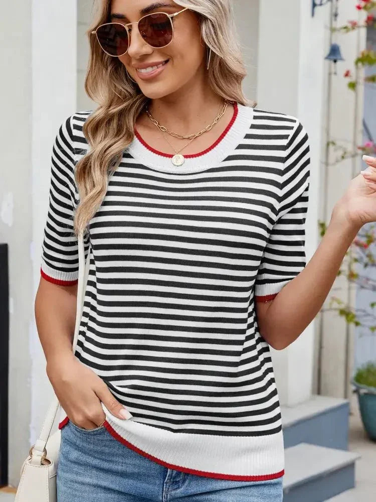 Striped Casual T-Shirt with Contrast Trim - Update AvenueT-ShirtsTrendsi100100090771995100100090771995b4ebe985edbb40b187bdf25489b399fb - Max - OriginBlack/White
