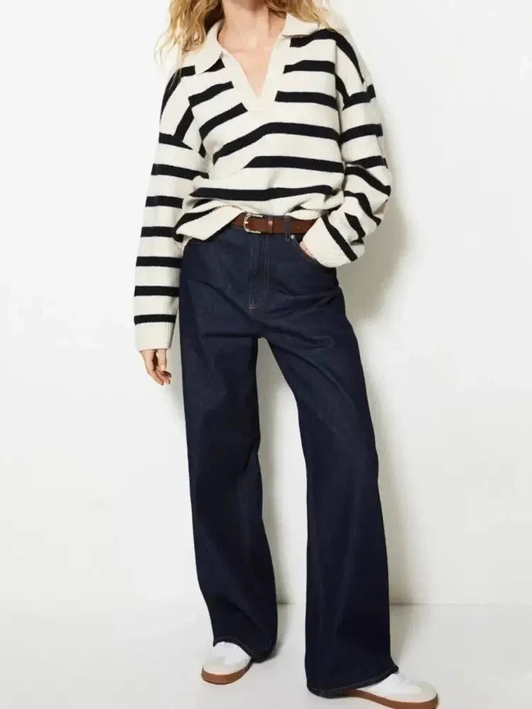 Striped Johnny Collar Long Sleeve Sweater - Update AvenueDaily EssentialsTrendsi100100943256488100100943256488da4f8d27 - dc28 - 44e8 - a2b9 - c83c0b305237 - Max - OriginWhite