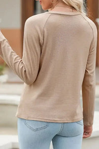 Texture Round Neck Long Sleeve T-Shirt - Update AvenueT-ShirtsTrendsi100100671665929100100671665929568e308b - 3777 - 4361 - 86c9 - dfa932432dc2 - Max - OriginEggshell