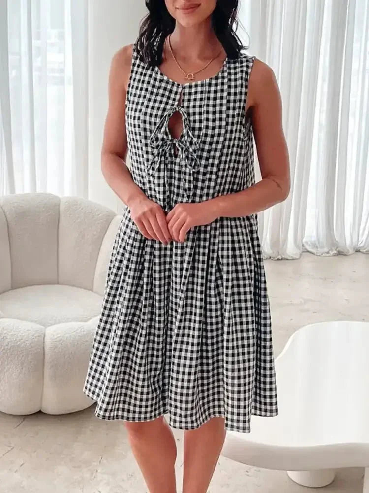 Tied Front Sleeveless Plaid Dress - Update AvenueTrendsi100100646845714100100646845714fe0d50d5 - 4fc9 - 43b3 - 8a53 - 428dd6a34fdc - Max - OriginBlack
