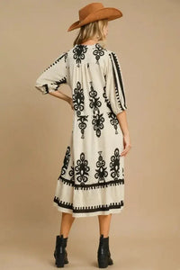 Umgee Printed Notched Midi Dress - Update AvenueFestival VibesTrendsi1001001060111421001001060111422bcf8f80 - ac27 - 4981 - 92a0 - 11f05b7399ee - MaxCream