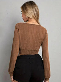 V Neck Crop Top - Update AvenueTrendsi100101044059617100101044059617480613e4bdaa48408256083269f27815 - MaxTan