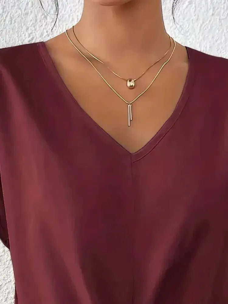 V - Neck Twist Front Top - Update AvenueT-ShirtsTrendsi1001003145218561001003145218563b854702 - 4ec2 - 49c2 - aa23 - 95ff080c8e76 - Max - OriginBurgundy