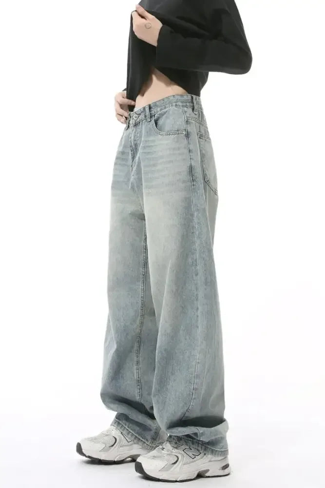 Wide Leg Jeans with Pockets
