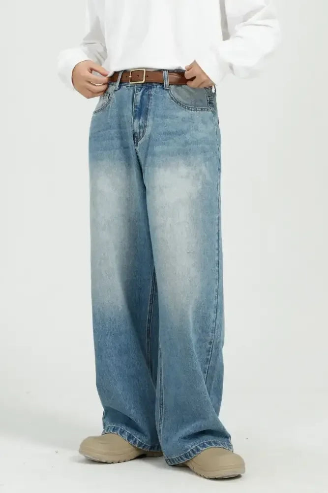 Wide Leg Jeans with Pockets
