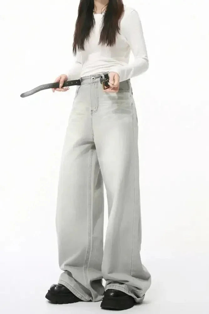 Wide Leg Jeans with Pockets - Update AvenueTrendsi100400668697128100400668697128Wide Leg Jeans with PocketsLight