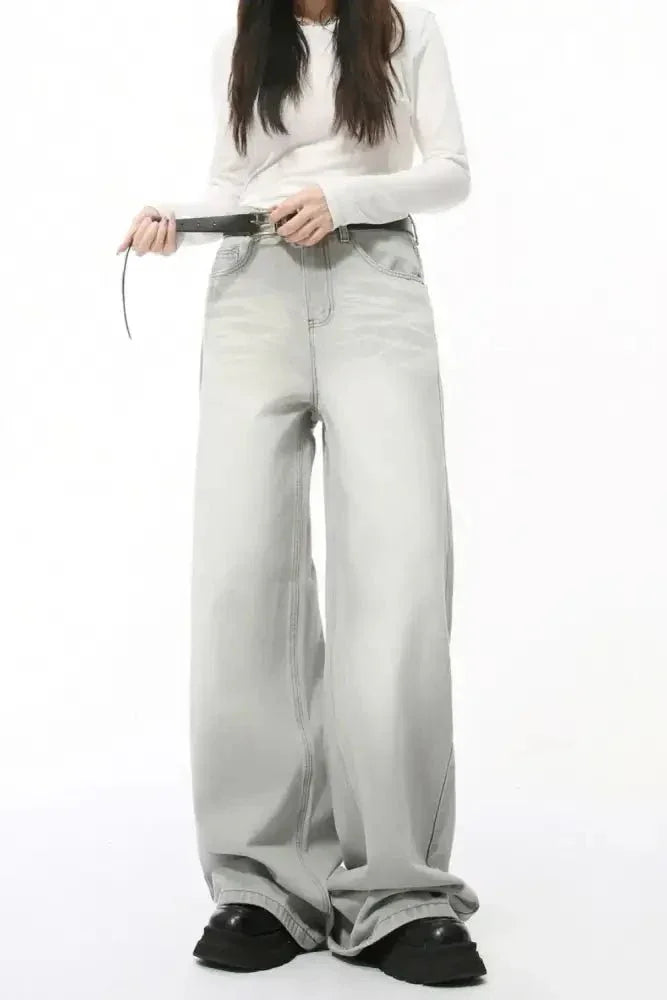 Wide Leg Jeans with Pockets - Update AvenueTrendsi100400668697128100400668697128Wide Leg Jeans with PocketsLight