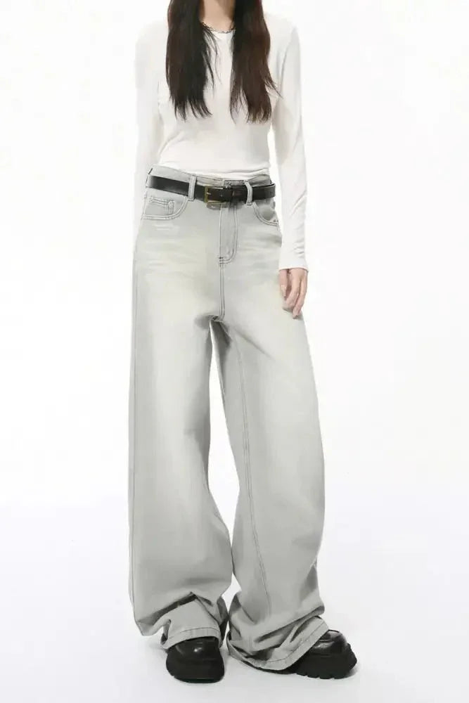 Wide Leg Jeans with Pockets - Update AvenueTrendsi100400668697128100400668697128Wide Leg Jeans with PocketsLight