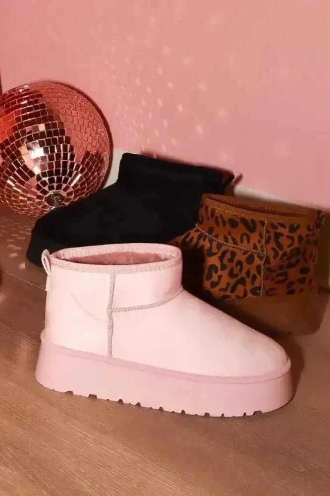 WILD DIVA Leopard Suede Round Toe Platform Booties - Update AvenueTrendsi100600000621390100600000621390WILD DIVA Leopard Suede Round Toe Platform BootiesLeopard