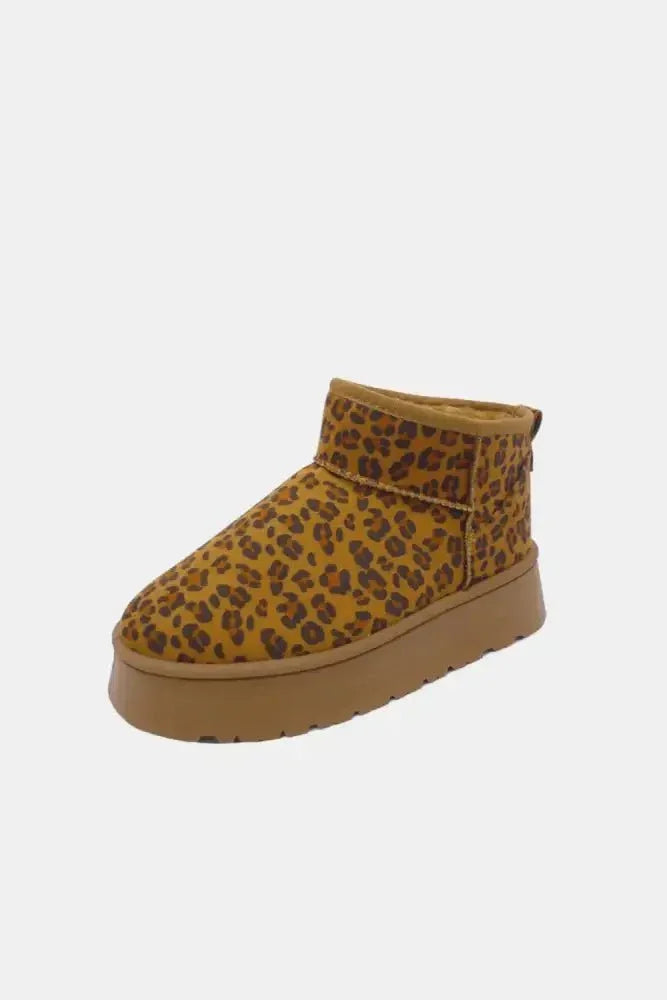 WILD DIVA Leopard Suede Round Toe Platform Booties - Update AvenueTrendsi100600000621390100600000621390WILD DIVA Leopard Suede Round Toe Platform BootiesLeopard